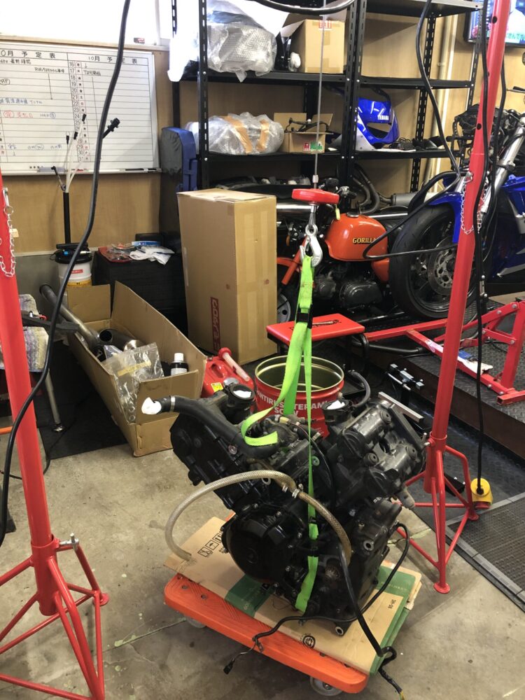 スズキ SV650S エンジン治療編 2/7 - ハツミモータース｜中古バイクと 
