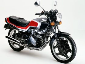 CBX400F